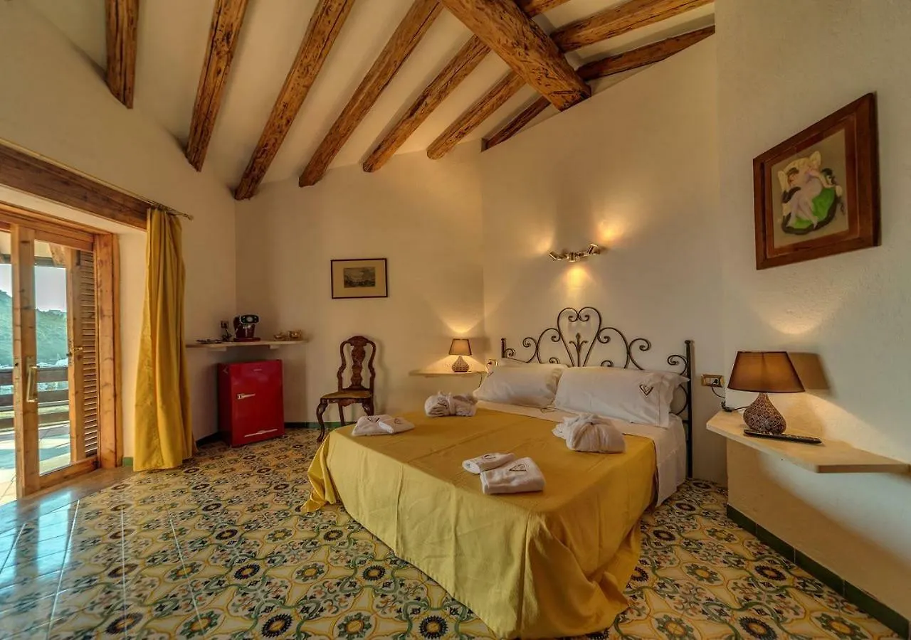 Bed & Breakfast Villa Valdroni Cala Galera
