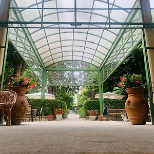 Grand Vallombrosa Hotel